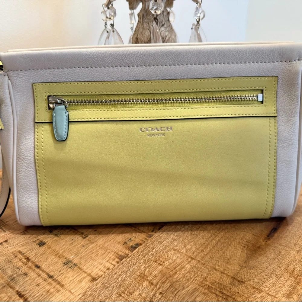 Coach Two-Tone Yellow and White Clutch. New without Tags. - Picture 1 of 4